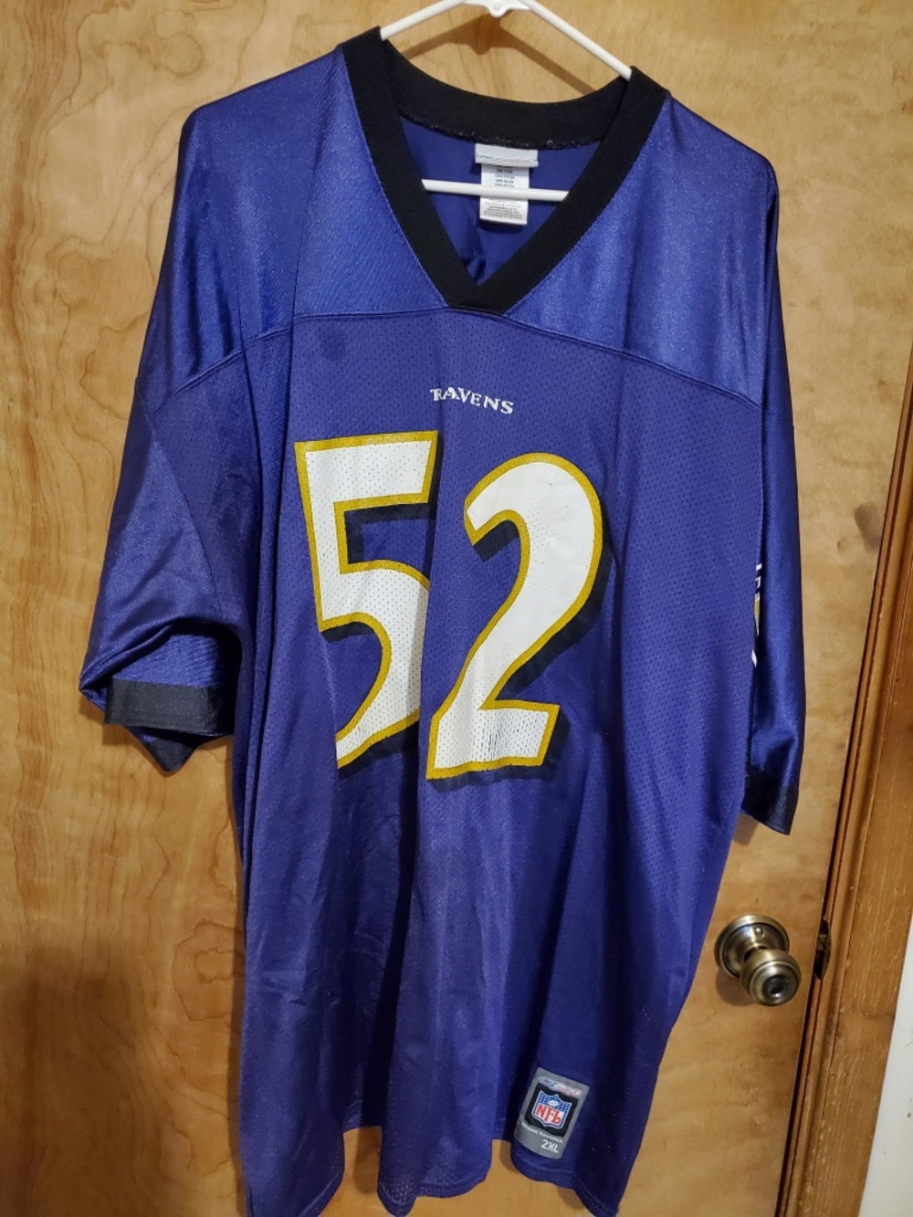 #847 Baltimore ravensshirt for R.Lewis